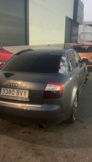 Audi A4 2002 (se cambia o vende)
