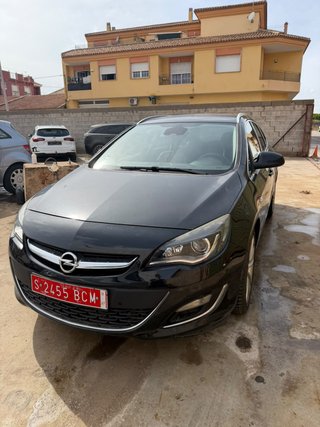 Opel Astra 2012