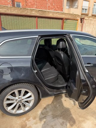 Opel Astra 2012