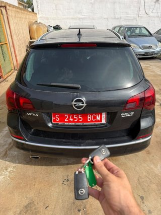 Opel Astra 2012