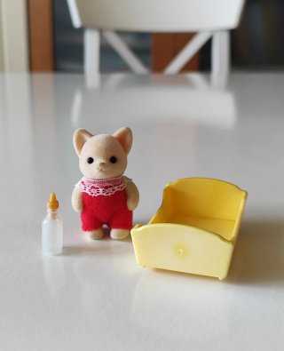 Bebé Chihuahua 5017 Sylvanian Families