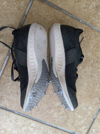 Zapatillas clavos Kiprun negras