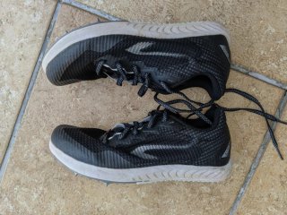 Zapatillas clavos Kiprun negras