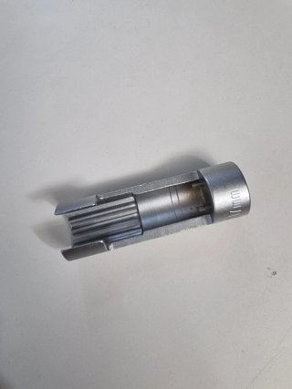 llave vaso ranurada sonda lambda sensor 17mm BAHCO