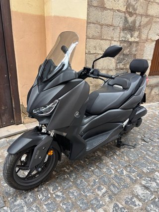 Yamaha X-Max 125 2022 Impecable