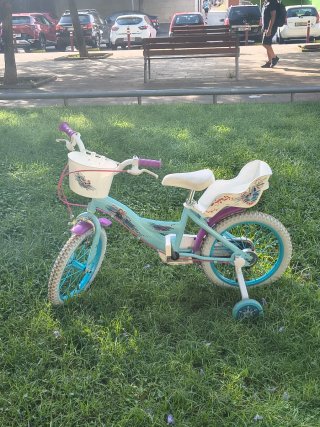 Bicicleta infantil Frozen azul y blanca