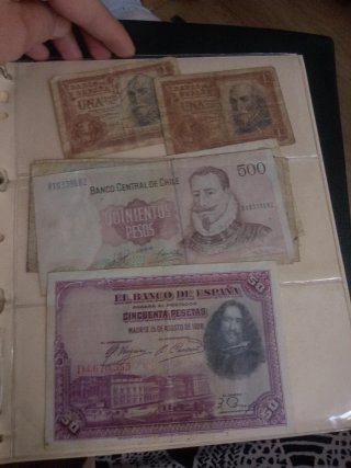 Billetes españoles antiguos con álbum