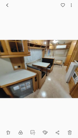 Caravana Hobby con documentación