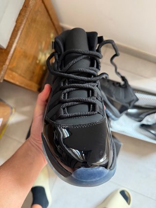Jordan 11 Retro Black/Blue Taglia 42