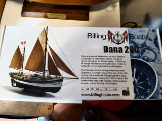 Maqueta velero Billing Boats Dana 200