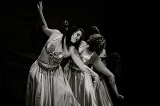 CLASES DE DANZA DEL VIENTRE EN CERDANYOLA