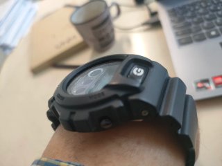 Casio G-Shock DW-6900BW Relógio Preto