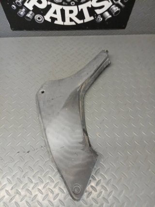 Tapa lateral derecha Honda CB 600F