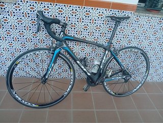 Bicicleta de carretera BH ñ.