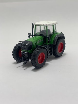 Fendt 930 Vario da marca Wiking escala 1/87