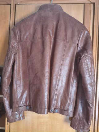 Chaqueta de cuero marrón hombre
