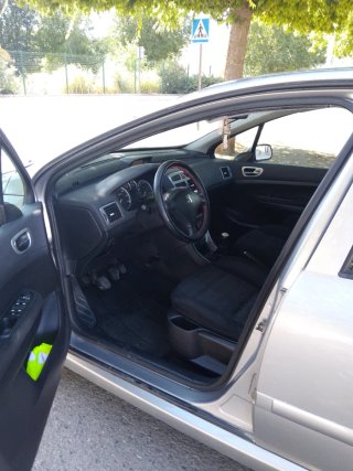 Peugeot 307