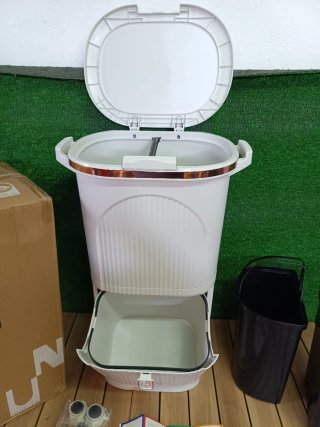 Costway Cubo de basura de cocina de 38 l con tapa