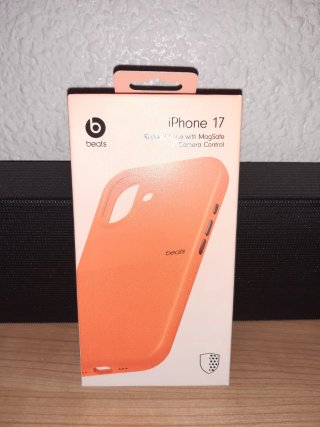 Funda Beats iPhone 17 Rugged MagSafe Naranja