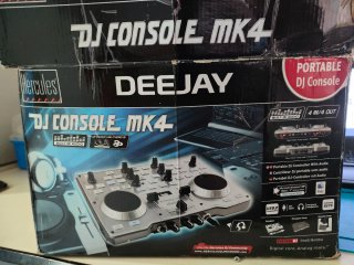 Hercules DJ Console Mk4 Controladora DJ
