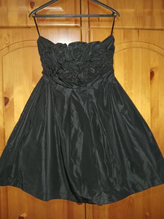 Vestido palabra de honor negro
