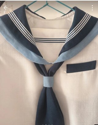 Traje de comunión marinero blanco y azul
