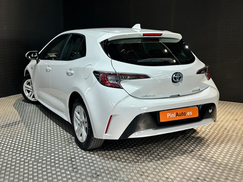 Toyota Auris 2022, foto 4