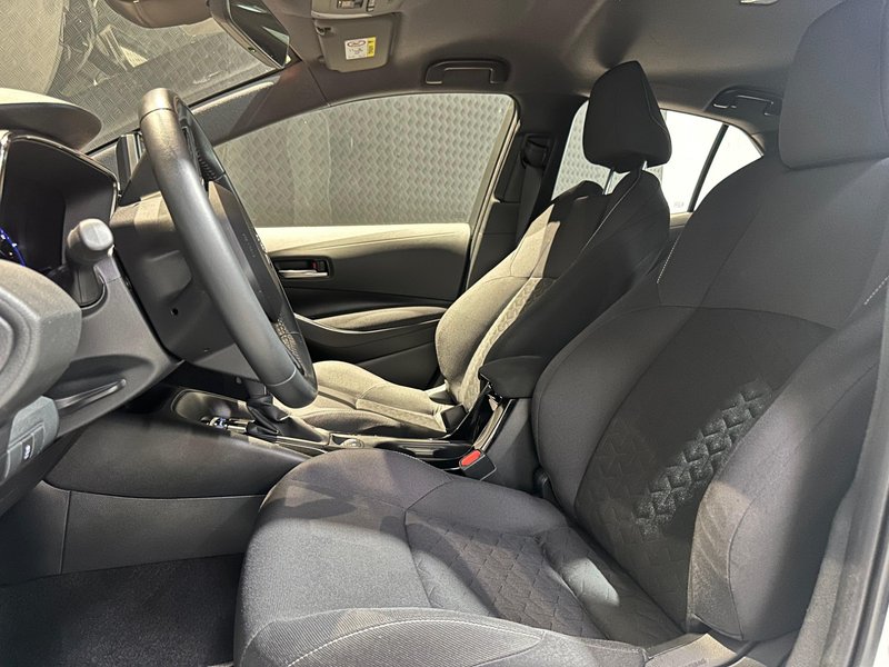 Toyota Auris 2022, foto 7