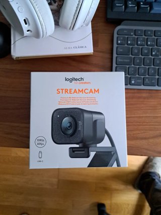 Logitech Streamcam Premium HD Webcam