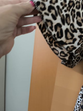Vestito lungo maculato scollo a V