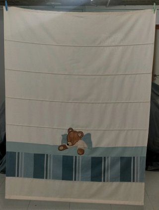 Estor plegable con varillas habitación infantil