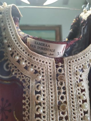 Vestido oriental seda estampado floral