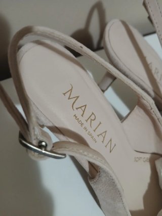 Zapatos de fiesta Marian tacón bajo