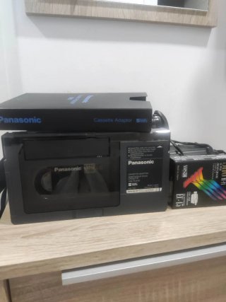 Videocámara Panasonic NV-S20E 8x/Wide