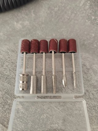 Torno para uñas profesional