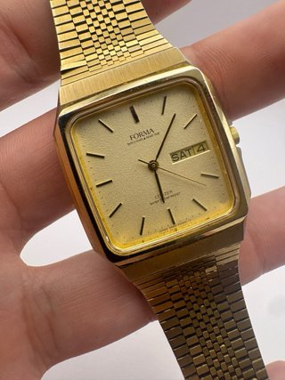 Reloj Citizen Forma Quartz Tank TV Case Vintage