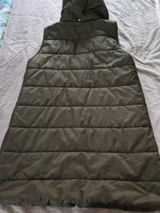 Chaleco acolchado verde militar