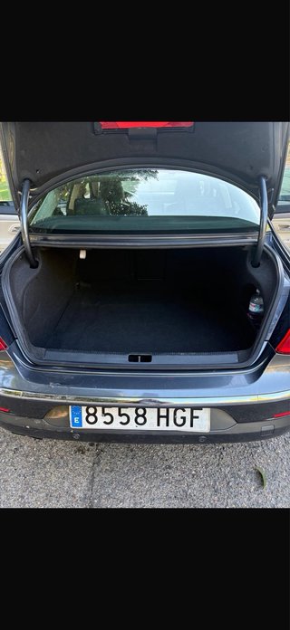 Volkswagen Passat CC 2011