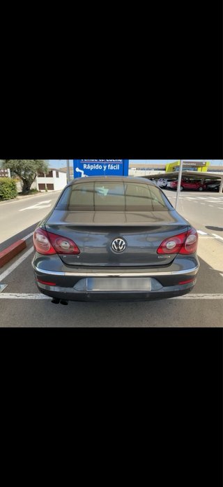 Volkswagen Passat CC 2011