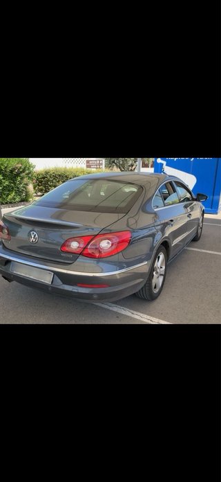 Volkswagen Passat CC 2011