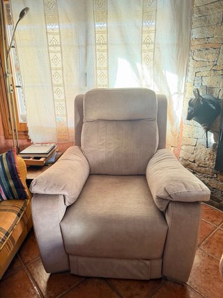 Sillón relax abatible beige