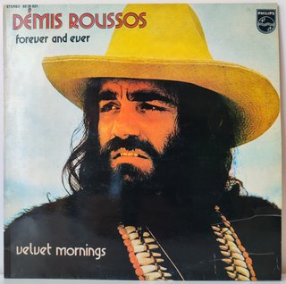 Lote de 65 vinilos de varios artistas y estilos