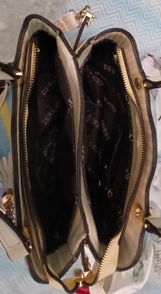 Borsa Guess retrò bianca e oro