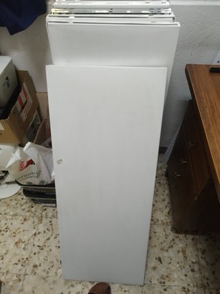 Baldas para estanterías metálicas