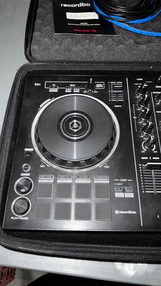 Controlador DJ Pioneer DDJ-RB