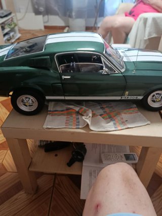 Maqueta Ford Mustang Shelby GT 1967 mide 60 ctimo