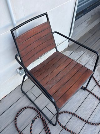 Mesa de exterior madera y hierro forjado