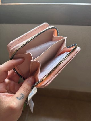 Monedero tejido rosa