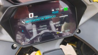 BMW R 1250 RS Amarilla y Negra