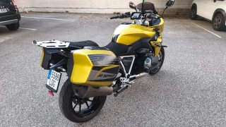 BMW R 1250 RS Amarilla y Negra